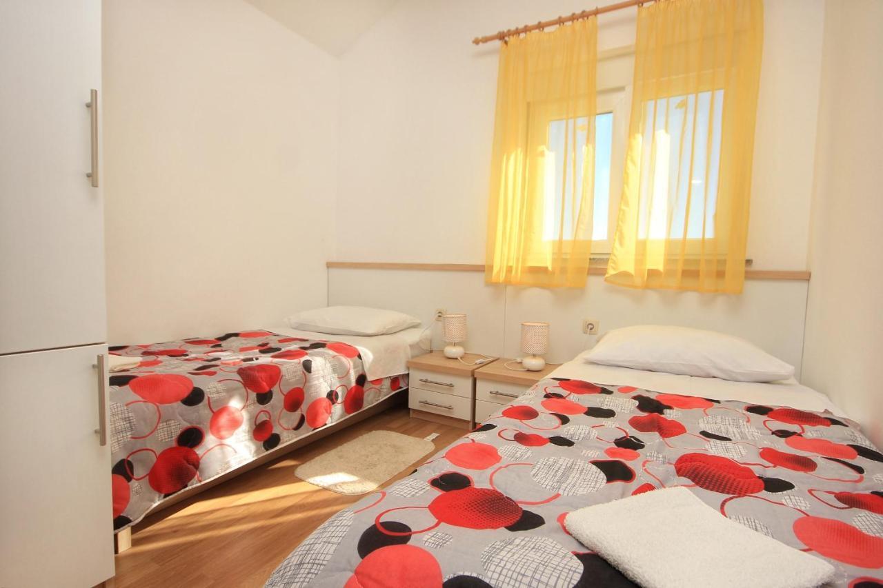 Apartments By The Sea Vlasici, Pag - 9324 Kültér fotó